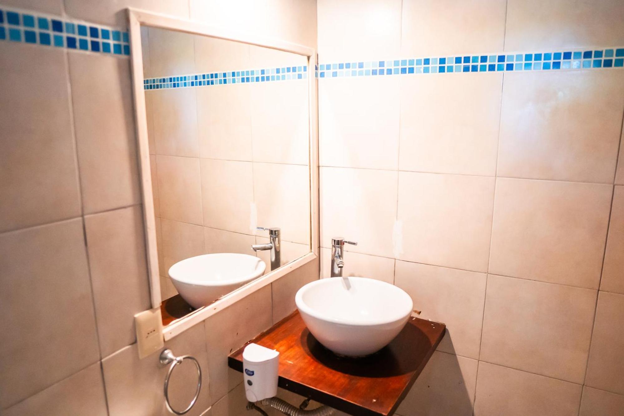 לה פדררה La Rubia Hostel מראה חיצוני תמונה